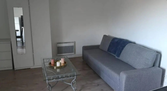 joli studio à Corbeil Essonnes, Забронировать Отель Корбей-Эсон 