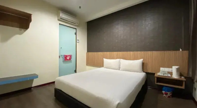 7 Days Express Hotel, Prenota Hotel Ayer Hitam Johor