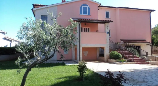 Apartments Vera