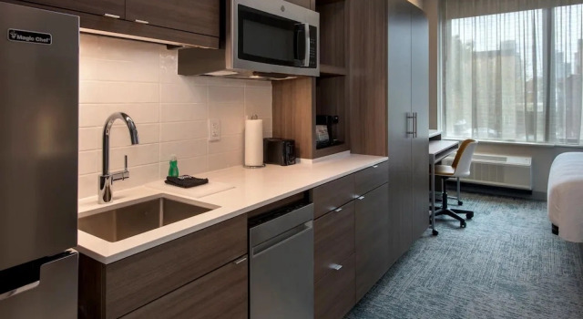 Шестиместный люкс c 1 комнатой TownePlace Suites by Marriott New York Brooklyn