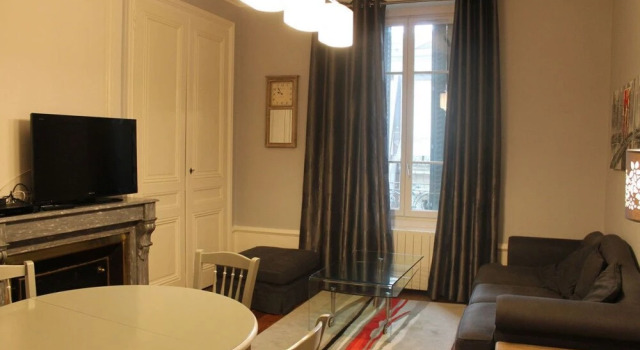 Appartement de Charme Centre Lyon, Забронировать Апартаменты/квартира Лион Rhône, рядом с Станция метро Saxe-Gambetta