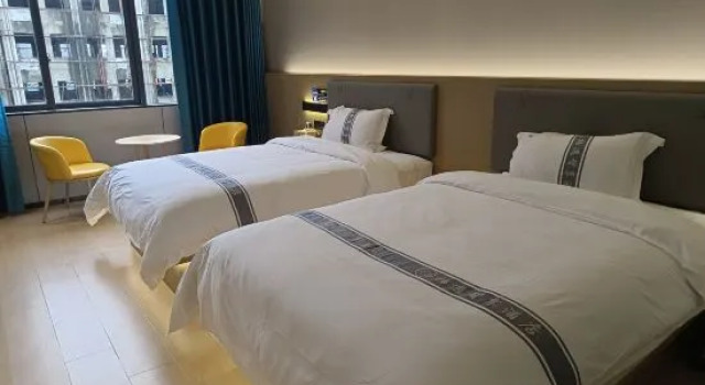 Люкс Business Boyu Zhixiang Hotel (Sangyuan Square Branch, Dongcheng Street)