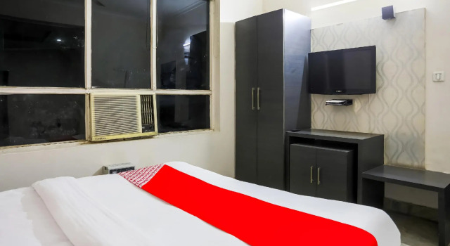 OYO 75743 Deep Palace, Prenota Hotel Rewari Haryana