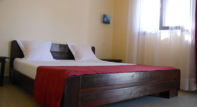 SAARA HOTEL, Réserver Hôtel Hôtels à Amborovy avec parking, Parking