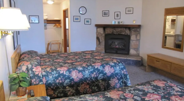 Четырёхместный номер Standard Rain Forest Resort Village