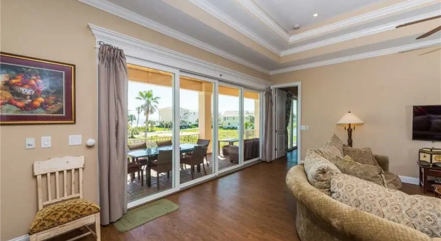 Flagler Dream, 6 Bedroom, Sleeps 14, Private Pool, Ocean View, Rezerwuj Hotel Hotele w Palm Coast z parkingiem, Parking