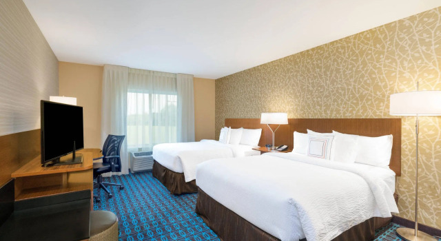Четырёхместный номер Standard Fairfield Inn & Suites by Marriott Bloomsburg