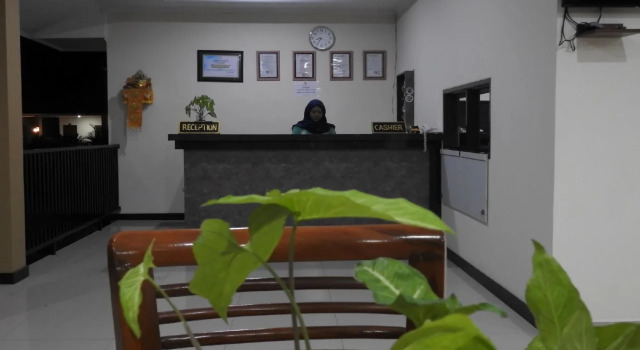 DBatur Hotel, Забронировать Отель Отели Сенггиги с парковкой, рядом с Batu Bolong Temple, Парковка