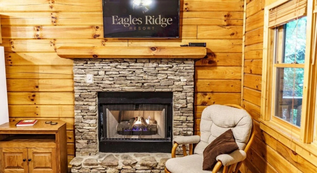 Squirrel's Retreat by Eagles Ridge Resort