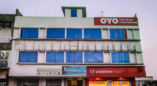 OYO 5968 The Silver International, Book Hotel Dhanbad Jharkhand