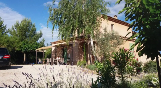Vakantiehuis Mazan - Le Haut Colombier, Забронировать Отель Мазан Mont Ventoux