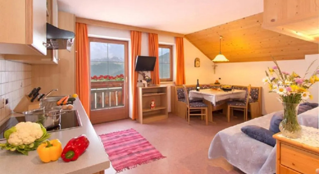 Agriturismo Al Cir, Забронировать Отель Сан-Мартино-ин-Бадия Val Badia