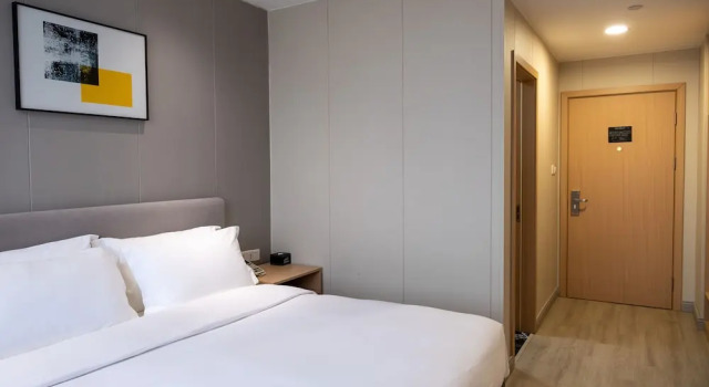 Двухместный номер Standard Shanghai JOYFUL YARD Hotel