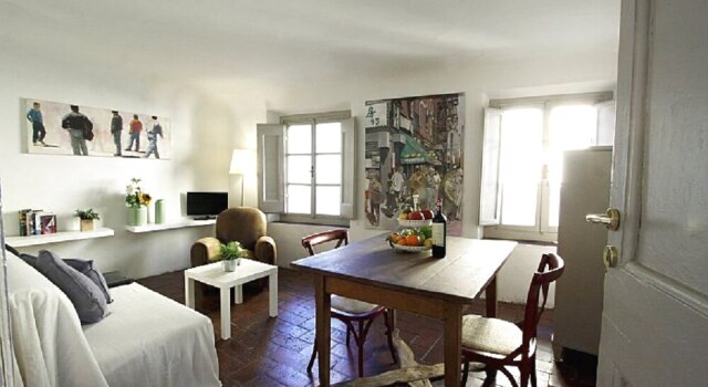 Guest House in Pitti Square, Réserver Maison d'hôtes San Frediano Florence