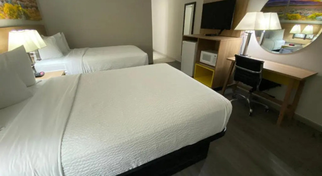 Четырёхместный номер Standard Days Inn by Wyndham Roswell