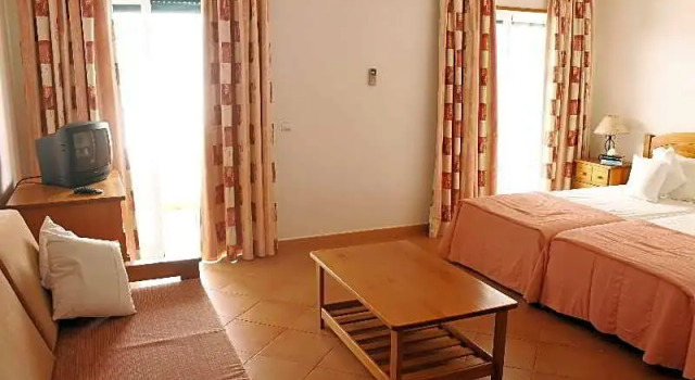 Студия Classic Oasis Beach Apartments