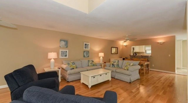 Beach Hideaway 3 Bedrooms 2.5 Bathrooms Condo, Buchen Sie Ferienwohnung Virginia Beach Virginia