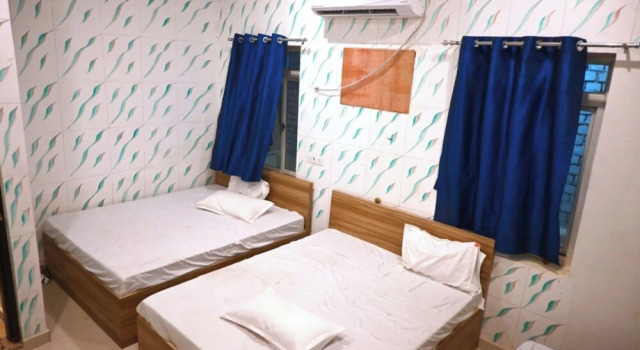 Четырёхместный номер Deluxe с видом на город Goroomgo Bhagwaan Das Varanasi