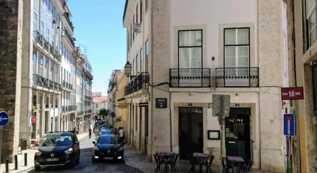 Одноместный номер Economy No Limit Alfama Guesthouse