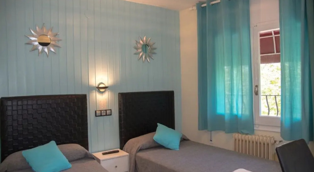Одноместный номер Standard Hostal Empordà