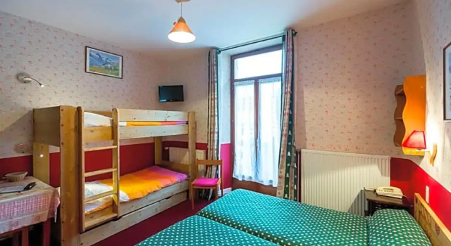 Hotel des Alpes