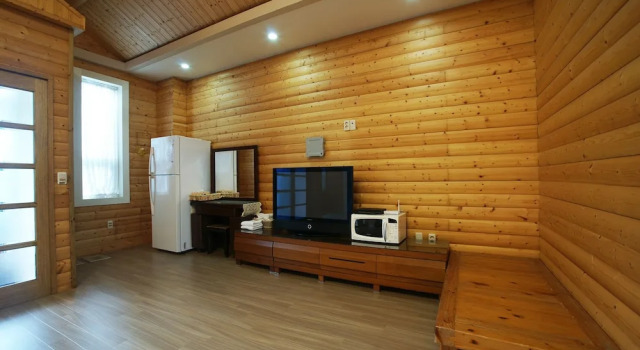 Green Narae Pension, Prenota Hotel Seongsan Seogwipo