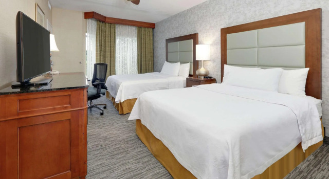 Четырёхместный люкс с 2 комнатами Homewood Suites by Hilton Hagerstown