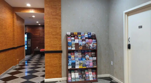 Hotel Key LaGuardia Airport