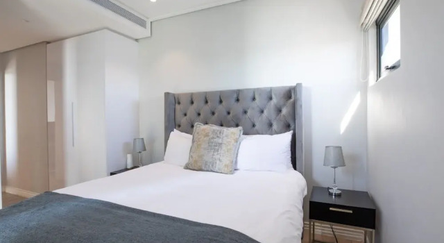 16 On Bree Unit 1713