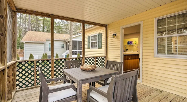 Коттедж Pool Access + Fire Pit: Ocean Pines Retreat!
