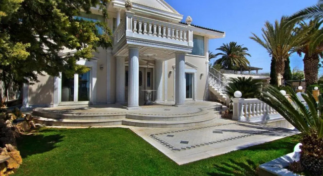 Kay Wings Resort, Забронировать Курортный отель Курортные отели Сароникос, Курортный отель