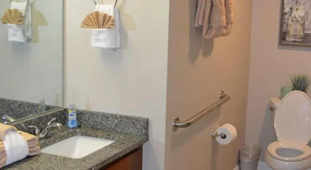 Номер Standard Smoky Mountains 107 2bd Condo With Fireplace 2 Bedroom Home by RedAwning