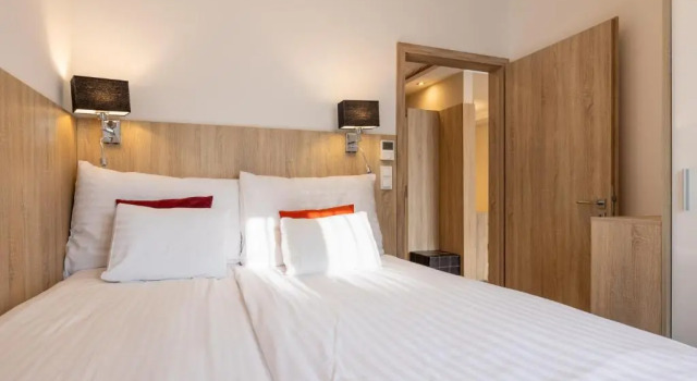 Апартаменты Standard Silver Crown Hotel & Residence, Palace Quarter
