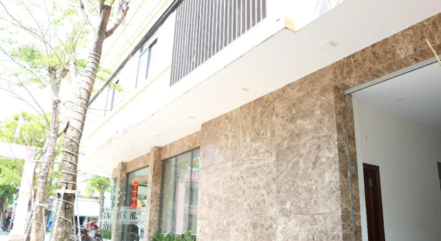 Phuc Ngoc Hotel, Book Hotel Da Nang Da Nang, nær Thuan Phuoc Field