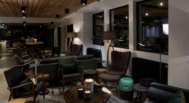 Grand Hôtel & Spa NUXE Serre Chevalier, Забронировать Курортный отель Сен-Шафре Сер Шевалье, рядом с Горнолыжный подъемник Блетоне