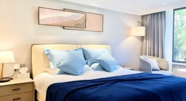 Семейный люкс с видом на сад Huaxi Loft Vacation Apartment (Wugongzhi Wharf Branch), Zhujiajian