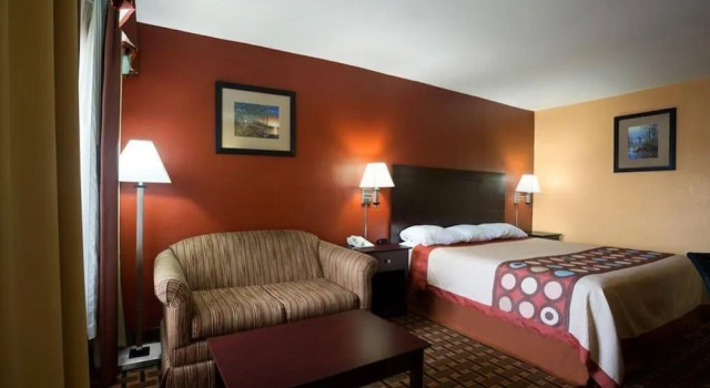 Super 8 Stuttgart, Book Hotel Hoteller i Stuttgart med parkering, Parkering
