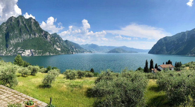 Emilia's House, Buchen Sie Ferienhaus Hotels in Iseosee mit Parkplatz, Parkplätze