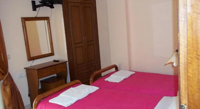 Апартаменты Toulas Apartments