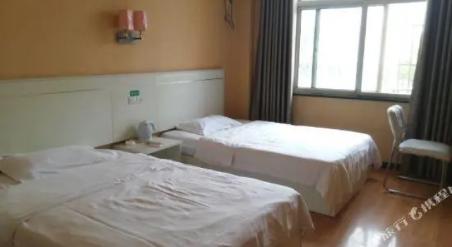 Zhongxiang Shenzhou Inn, Prenota Hotel Zhongxiang Hubei