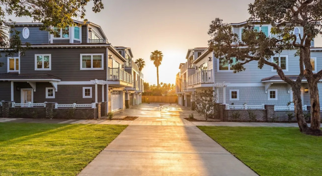 The Shores 5 3 Bedroom Home, Забронировать Дом для отпуска Ла-Хойя Сан-Диего, рядом с Scripps Beach