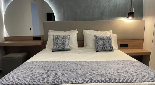 Полулюкс Цокольный этаж c 1 комнатой с видом на внутренний двор Voula Hotel