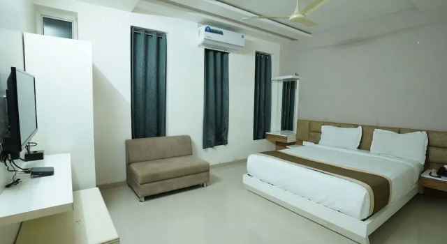 Номер Superior Hotel Grand Maratha