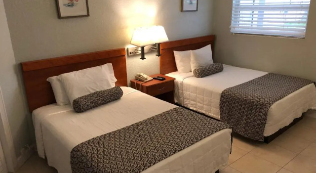 Люкс Coral Key Inn