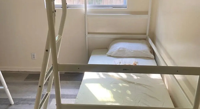Bett im Wohnheim Eco-Shared Hype
