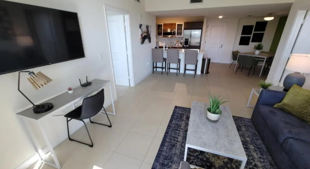 City Place, 2bd2br, Walkability 95, Rezerwuj Hotel Hotele w Palm Beach County z basenem, Basen
