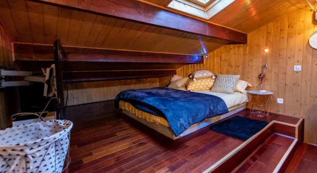 Le Castelet en Provence, Book Hotel Chateaurenard Carros