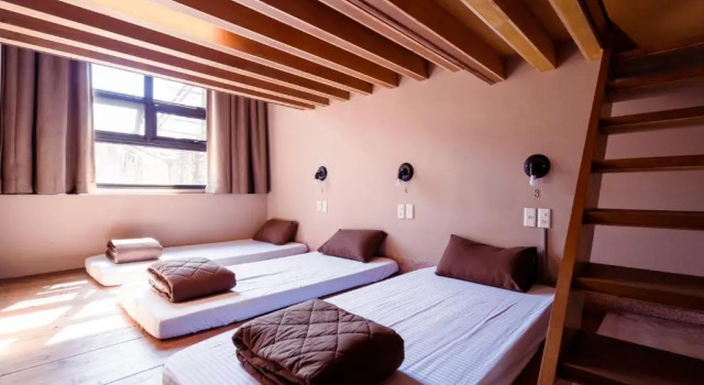Пятиместный номер Standard 樂客背包旅棧 Local Backpacker Hostel