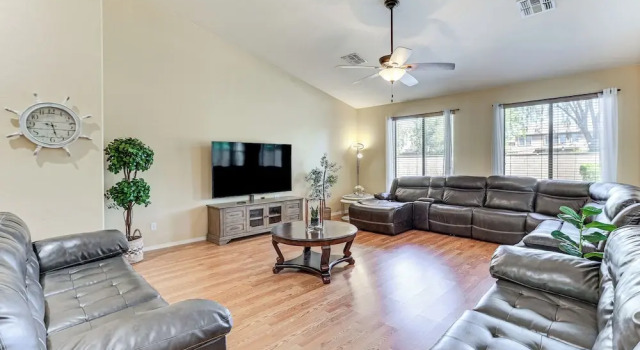 Коттедж 4 Mi to Surprise Stadium! Home w/ Furnished Patio