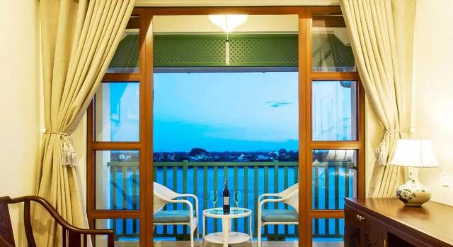 Номер Deluxe с видом на реку Lantana Riverside Hoi An Boutique Hotel & Spa
